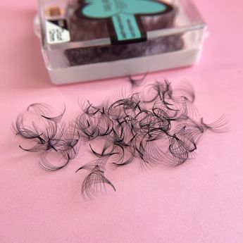 Premium loose premade fans lashes with thin pointy base, handmade fluffy volume design. Lightweight, long-lasting & easy to apply, perfect for lash salons and DIY lash makeup.
